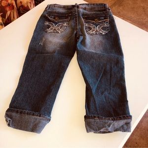 BONGO Capri Jeans, 18” inseam